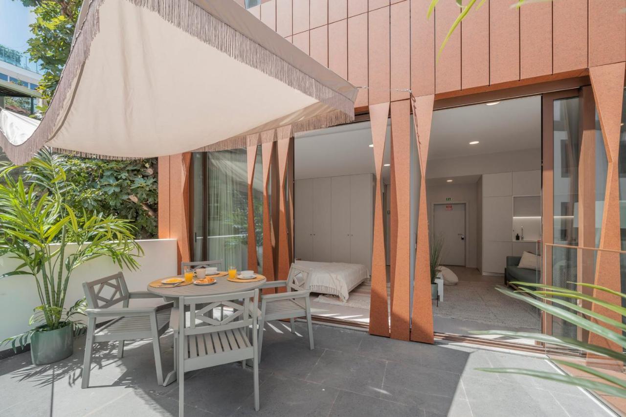 Cine Park Residences By An Island Apart Funchal  Buitenkant foto