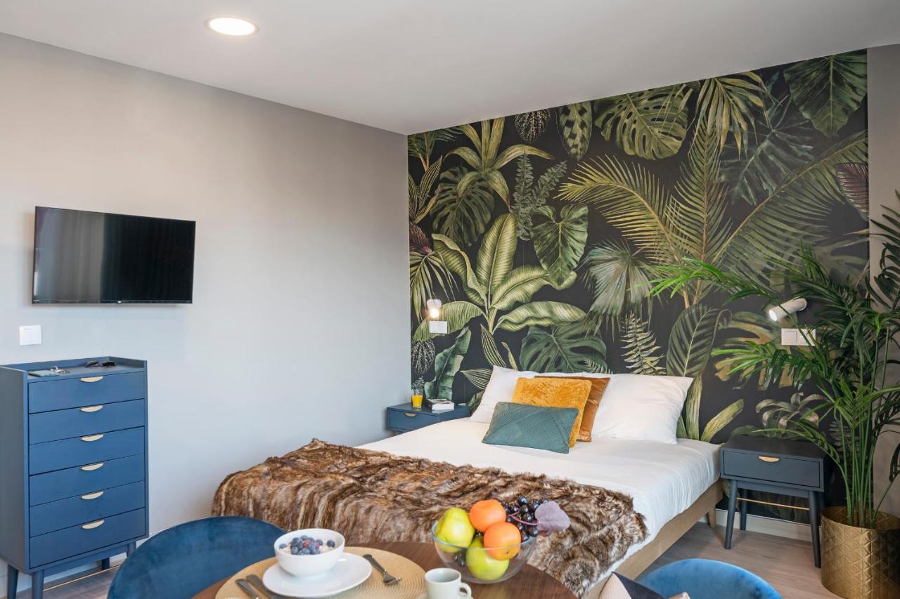 Cine Park Residences By An Island Apart Funchal  Buitenkant foto
