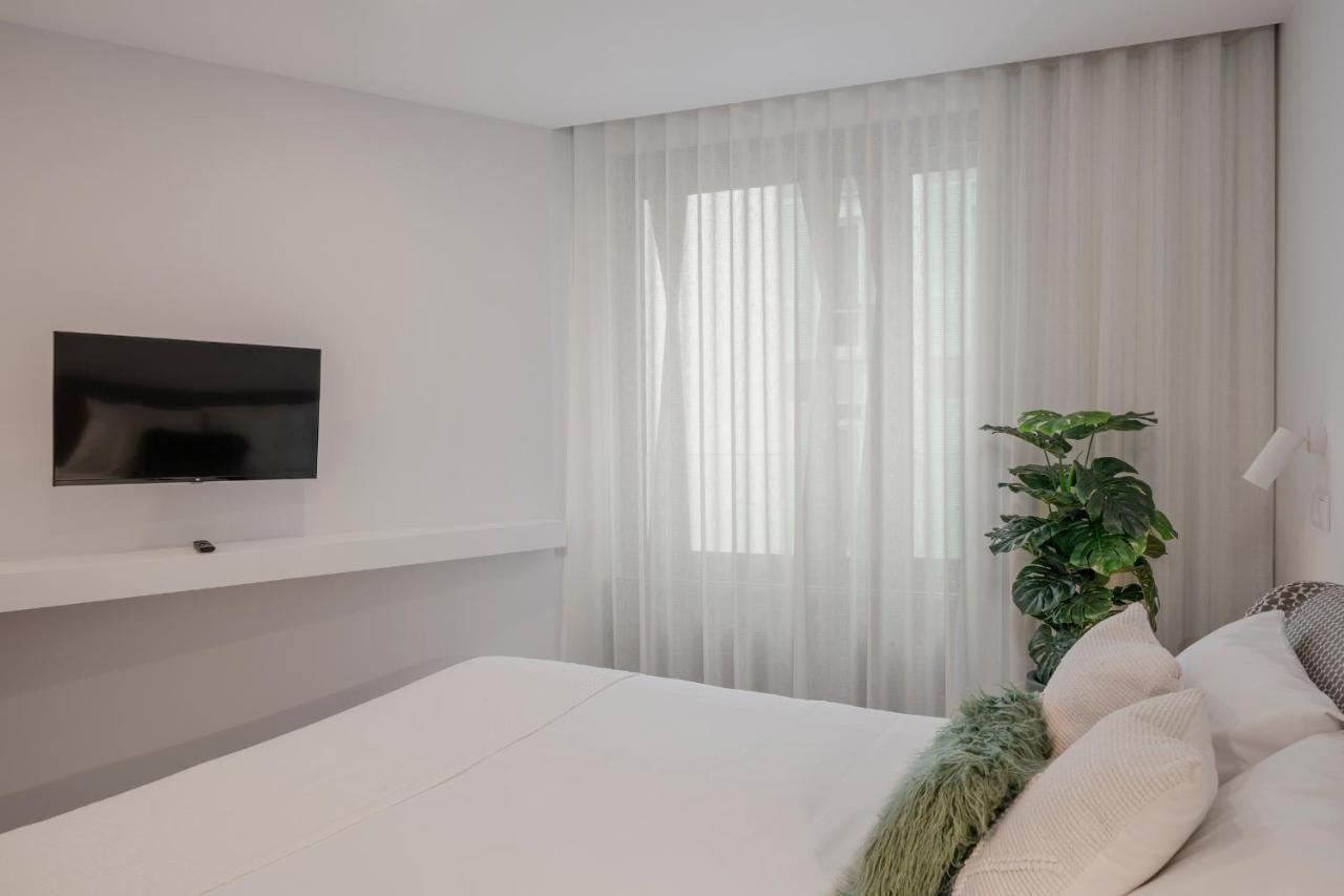 Cine Park Residences By An Island Apart Funchal  Buitenkant foto